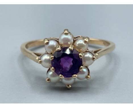 Ladies 9ct gold purple stone and pearl ring 2.6g size R