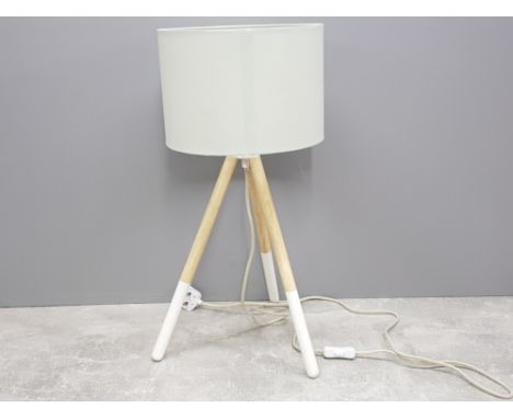 Modern tripod electric table lamp with shade, 61cm