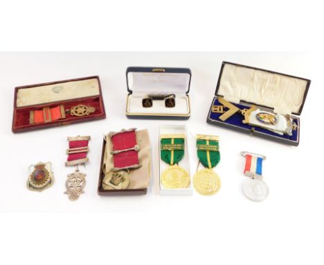 A group of Masonic regalia, Masonic silver and enamel jewels, cufflinks, a Pax Optima Reform blue ribbon badge, and two Linco