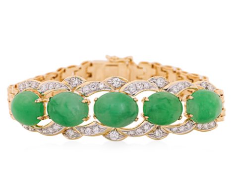 A JADE AND DIAMOND BRACELET
Featuring five jade cabochons mounted on an unmarked yellow gold setting, likely high carat, acce