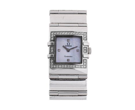 AN OMEGA LADIES CONSTELLATION QUADRA BRACELET WATCH Ref. 15287600, No.58646942 Diamond set stainless steel square case and br