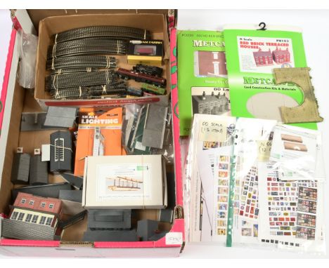 Trix, Graham Farish &amp; Similar a mainly unboxed group to include an unboxed Trix No.502 2-6-2 BR Tank Locomotive "41234", 