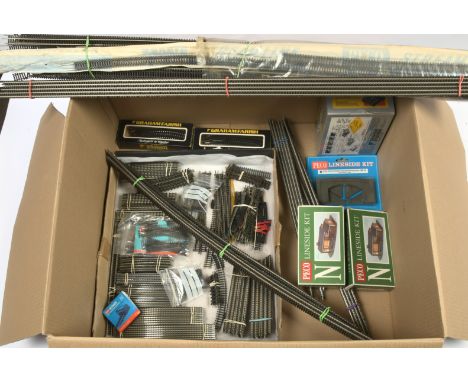 Peco, Liliput &amp; others, large qty of N gauge track. To include various straight &amp; curved sections, qty of flexi track