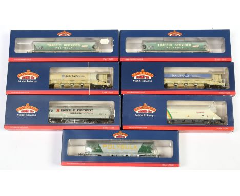 Bachmann 00 Gauge group of Bogie Hoppers consisting of 38-425 Traffic services weathered *2, 38-426 Polybulk, 37-328B Tarmac,