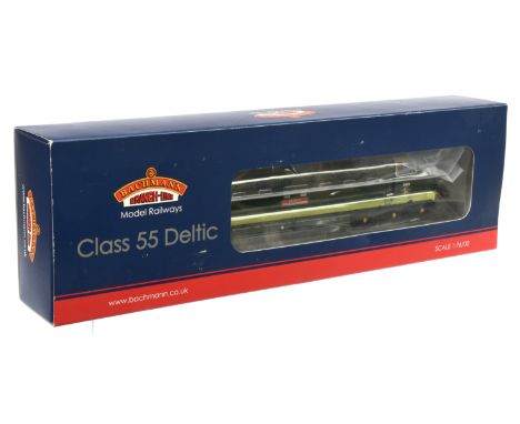 Bachmann OO 32-529A BR Two Tone Green Class 55 D9014 "Duke Of Wellington's Regiment". Comes with detailing parts. Conditions: