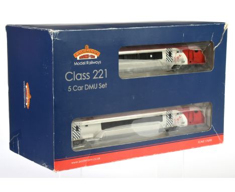 Bachmann OO 32627 5-Car Virgin Trains 5 Car DMU Set. Containing 2x DVT's, 2x coaches & power centre coach in Virgin red, whit