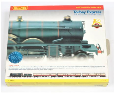 Hornby (China) R2090 (limited edition) "Torbay Express" Train Pack containing 4-6-0 BR green Castle Class No.5004 "Llanstepha