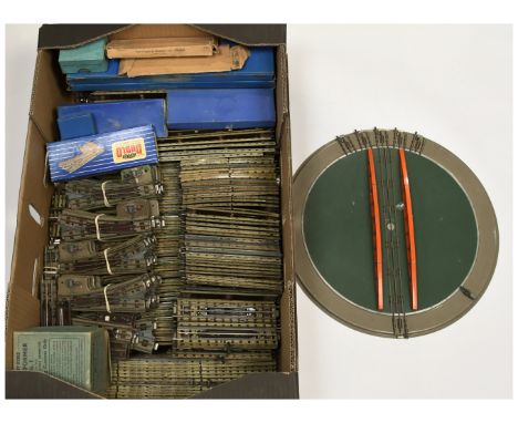 Hornby Dublo tinplate track, loose &amp; boxed sections. To include numerous straights, curves, uncoupling rails, electrical 