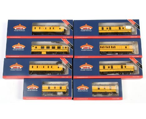 Bachmann 00 Gauge BR Mk1 Re-Railing coaches consisting 39-175Y Re-Railing coach, 34-325Y 50 ft Parcels Engineers yellow, 39-0