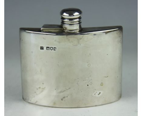 A Victorian silver hip flask, Sampson Mordan & Co, London 1900, of crescent shape with hinged locking cap, 4.9ozt, 10cm high 