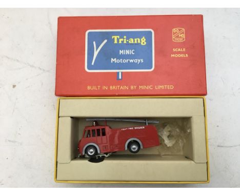 Triang Minic Motorways, M1550 Fire engine, boxed