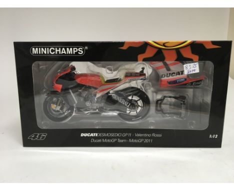 Minichamps, 1:12 scale, Valentino Rossi collection, Ducati desmosedici GP11, Ducati MotoGP team 2011, boxed, Limited edition 