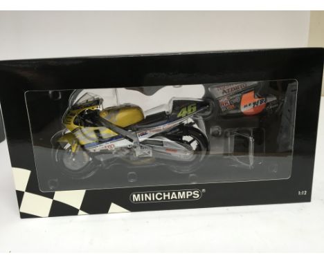 Minichamps, 1:12 scale, Valentino Rossi, Honda NSR 500, team Nastro Azzuro, 500cc GP 2001, boxed