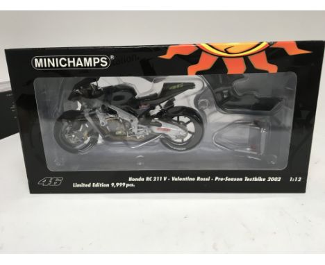 Minichamps, 1:12 scale , Valentino Rossi collection, Honda RC211V, Preseason testbike 2002, boxed, limited edition 1 of. 9999