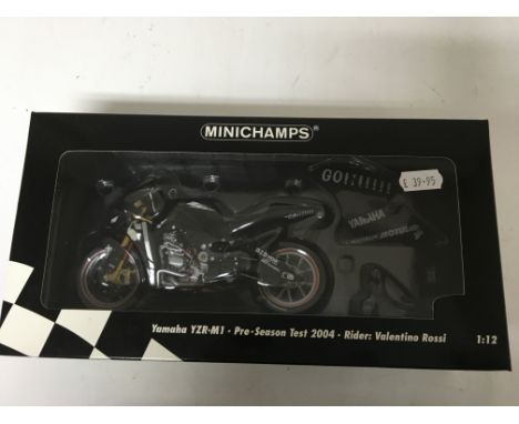 Minichamps, 1:12 scale, Valentino Rossi, Yamaha YZR-M1, Preseason test 2004, boxed