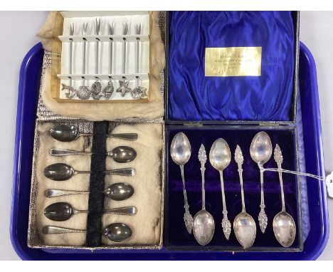 A Set of Six Edwardian Hallmarked Silver Decorative Coffee Spoons, A.J.B, Birmingham 1903, with beaded stem and flowerhead fi