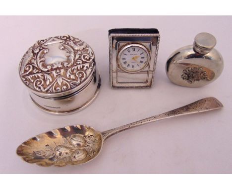 A quantity of hallmarked silver to include a William IV berry spoon London 1832, a circular trinket box with chased cover, a 