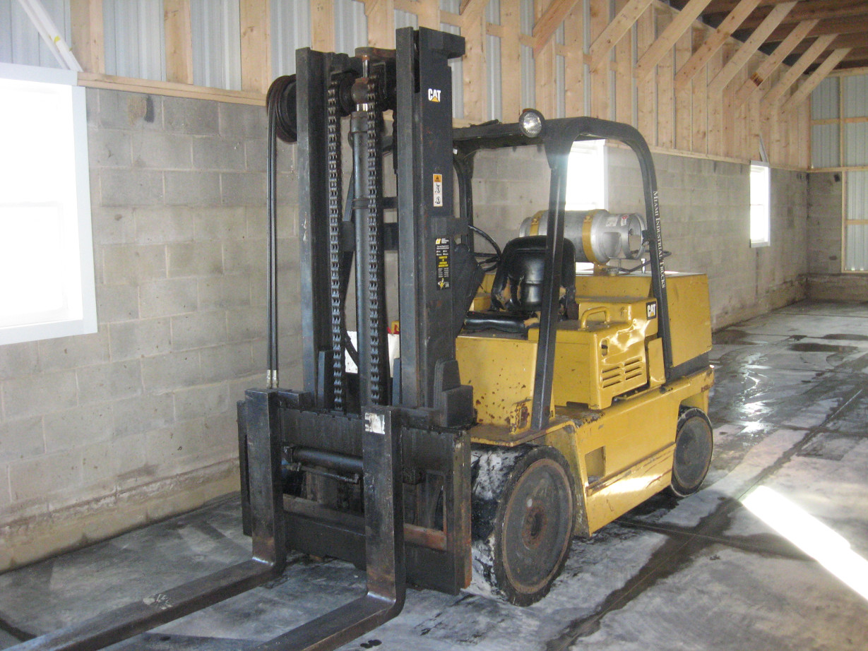 cat forklift serial number lookup