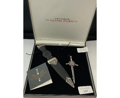 A Scottish boxset complete with Sgian Dubh and kilt pin 