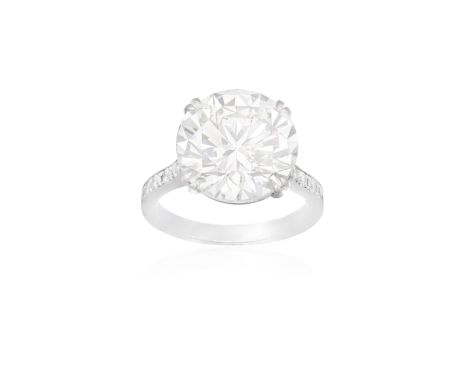 AN IMPORTANT DIAMOND SINGLE-STONE RING The round brilliant-cut diamond weighing 7.36cts within a double four-claw setting, be