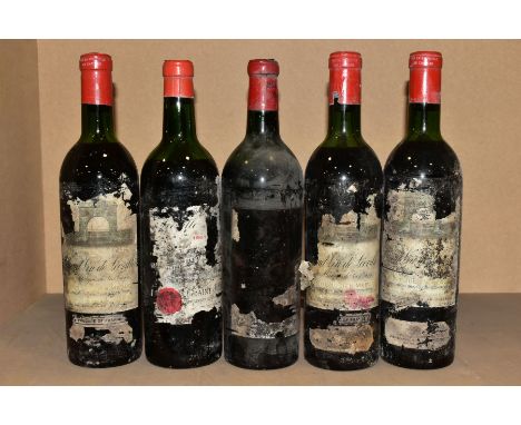 CHATEAU LEOVILLE LAS CASES, four bottles of Leoville Las Cases Saint-Julien, probable 1960's - 1970's bottlings. Three bottle