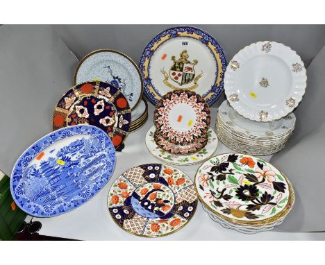 A COLLECTION OF 19TH AND 20TH CENTURY CABINET AND DINNER PLATES, comprising three Hicks &amp; Meigh Stone China 66 plates, tw