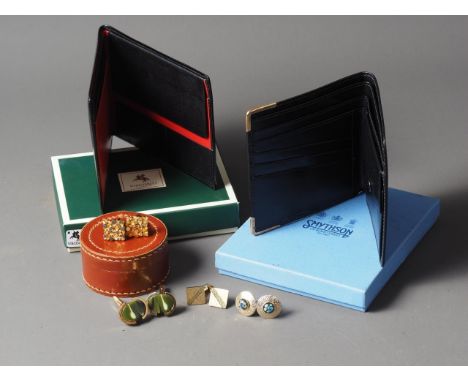 A Smythson black leather wallet, boxed, a Visconti black leather wallet, boxed, and four pairs of 1970s cufflinks, in a hide 