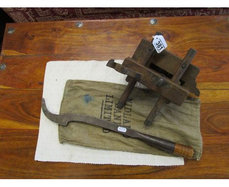 Mortice chisel &amp; moulding plane