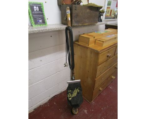 Vintage vacuum cleaner circa 1930