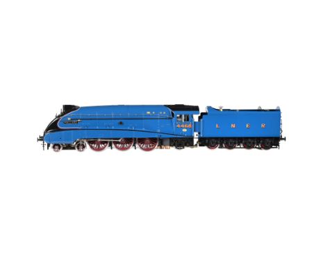 AN ASTER GAUGE 1 MODEL OF AN A4 'MALLARD' TENDER LOCOMOTIVE Cab controls include regulator, blower valve, water gauge and pre