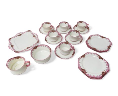 A quantity of tea & dinner wares to include an early 20th century, part tea set by Paragon China with a floral & Pink border,