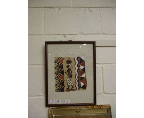TRIBAL PRINT 