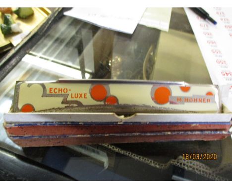 M HOHNER ECHO LUX HARMONICA