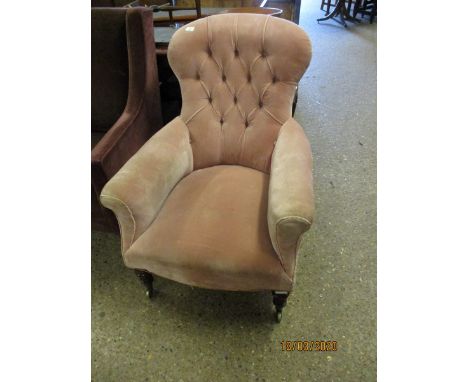 VICTORIAN MAHOGANY FRAMED SPOON BACK ARMCHAIR WITH BUTTON BACK WITH PUCE UPHOLSTERY 