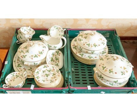 A quantity of Wedgwood 'Wild Strawberry' pattern dinner wares to included, three lidded tureens, twin handled soup bowls, din