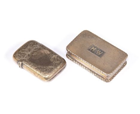 An Elizabeth II snuff box, with husks of wheat borders, the engine turned cover with rectangular cartouche engraved with init