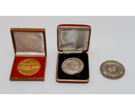 A collection of awards/medallions&nbsp;without personal inscriptions including: 
An Encyclopaedia Britannica 1768-1908 medall