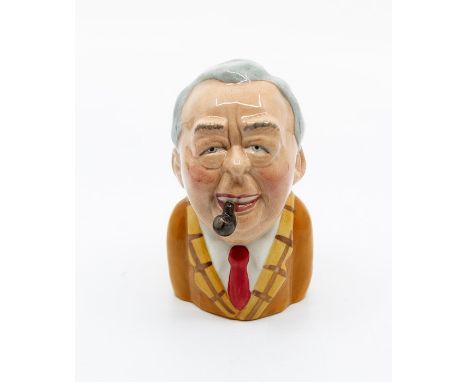A box of items dedicated to or relating to Harold Wilson as Prime Minister, to include a copper pint jug from Wilson's Brewer