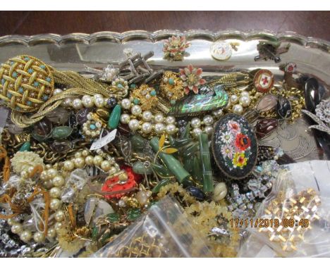 A large quantity of modern costume jewellery, mostly brand new, to include American gold coloured chains with pendants, toget