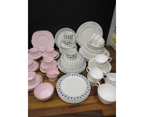 A vintage Midwinter blue flower breakfast set and matching dinner plates, together with a Royal Vale pink ground and gilt edg