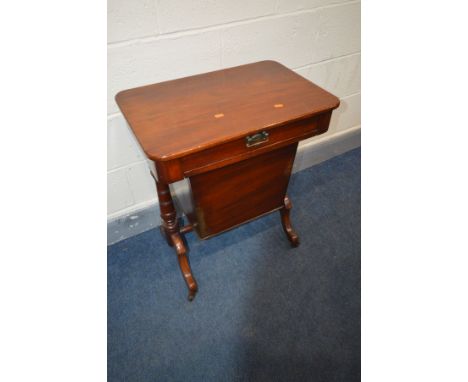 A LATE VICTORIAN MAHOGANY WORK BOX, with canted edges to top, single drawer, copper drop handle, sewing accessory compartment