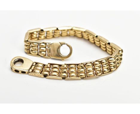 A 9CT GOLD BRACELET, the articulated bracelet designed with triple banded links, fitted with a lobster claw clasp, hallmarked