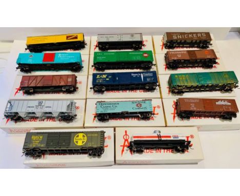 Accurail HO scale assorted freight wagons