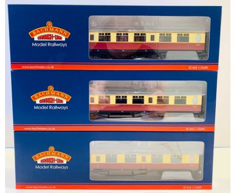 Bachmann OO gauge three Thompson BR crimson and cream coaches