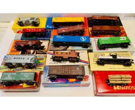 HO scale assorted freight wagons