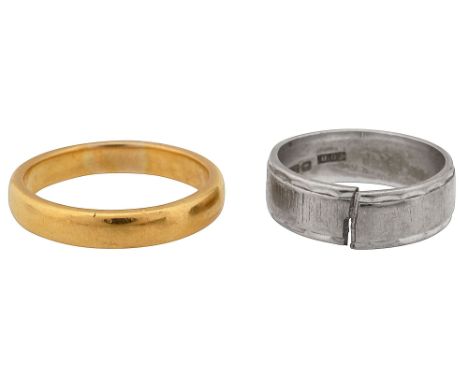 A 22ct gold wedding band marked '22' with Birmingham assay marks together with a 18ct white gold textured band, stamped '750'