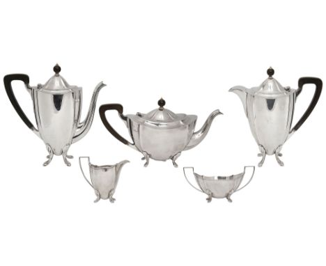 A George VI silver five piece tea and coffee serviceBirmingham, 1947, Barker Brothers Silver Ltdof plain shaped oval tapering