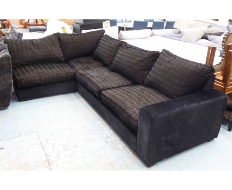 COLLINS & HAYES CORNER SOFA, 205cm W x 200cm L x 75cm H.