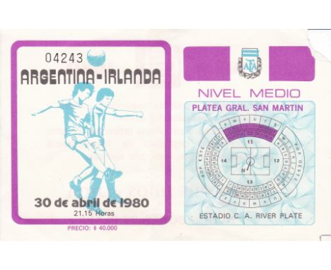 ARGENTINA-IRELAND TICKET   Match ticket, Argentina v Ireland, 30/4/80, played at River Plate Stadium. Argentina defeated the 