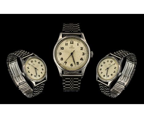 Omega Military Style Mechanical Gents Stainless Steel Mid 19th Century Wrist Watch. c.1940's. Center Seconds Sweep, Screw Bac
